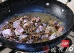 腊仔鸡烧干豆角的做法图解6