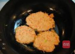 豆浆加胡萝卜煎饼的做法图解3