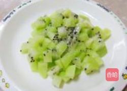 猕猴桃汁的做法图解1