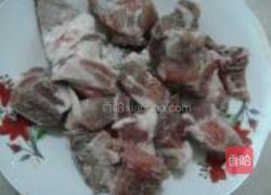 茭白红萝卜炖排骨的做法图解1