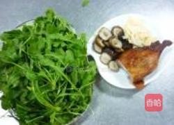 荠菜烤鸭羹的做法图解1