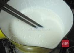 牛奶水果杯的做法图解2