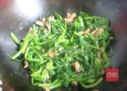 碗豆尖炒肉的做法图解5