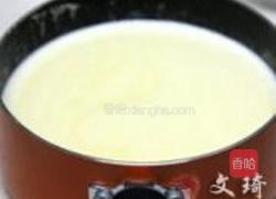 奶油冰淇淋的做法图解3