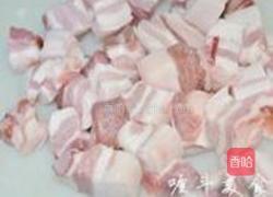 杏鲍菇烧肉的做法图解1