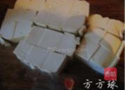 皮皮虾豆腐煲的做法图解3
