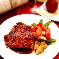 葡汁烩小排佐甜豆香菇的做法[图]