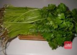 野芹香干的做法图解1