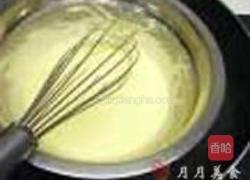 酸奶树莓慕斯蛋糕的做法图解4