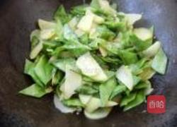 扁豆炒土豆片的做法图解7
