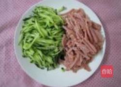 火腿黄瓜蛋饼的做法图解2
