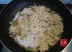 火腿黄瓜蛋饼的做法图解5