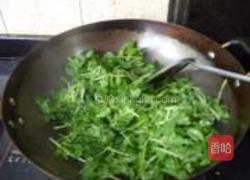 素炒豌豆苗的做法图解6