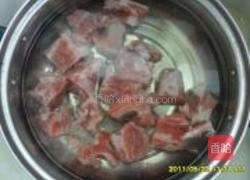 红烧排骨的做法图解1