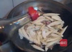 五花肉炒茭白的做法图解5