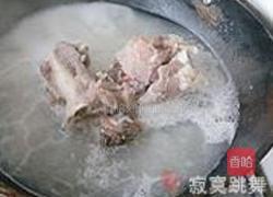 蛏干海带骨头汤的做法图解1