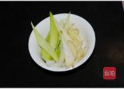 清煮剥皮鱼的做法图解2