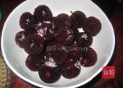 冰糖杨梅的做法图解2