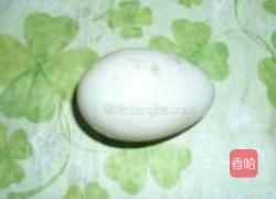 酸梅煮荷包蛋的做法图解1