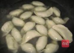 韭菜鸡蛋饺的做法图解7