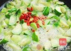 枸杞炒丝瓜的做法图解5