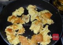 洋葱鸡蛋炒火腿的做法图解4