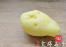 奶香土豆蛋饼的做法图解1