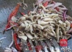 蟹味菇抄牛肉丝的做法图解4