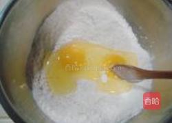 豆芽摊饼的做法图解2