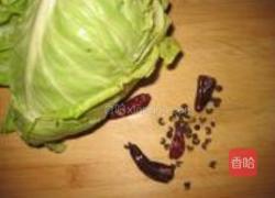 炝炒莲花白的做法图解1