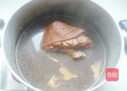冰糖普洱炖蹄膀的做法图解6