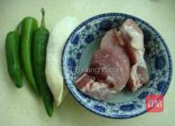 杏鲍菇炒肉丝的做法图解1