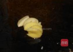 芹菜炒东风螺肉的做法图解3
