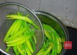 黄花炒鸡蛋的做法图解2