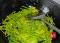 黄花炒鸡蛋的做法图解5