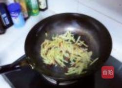 尖椒炒酸扁豆的做法图解4