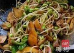 豆芽炒双菌的做法图解7