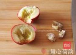山楂红枣粥的做法图解2