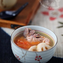 番茄莲藕排骨汤的做法[图]