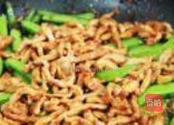 橄榄菜甜豆炒肉丝的做法图解9