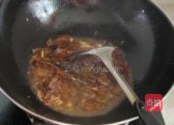 豆豉鲮鱼油麦菜的做法图解7