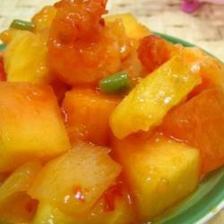 青木瓜菠萝甜辣虾的做法[图]