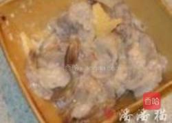 青木瓜菠萝甜辣虾的做法图解2