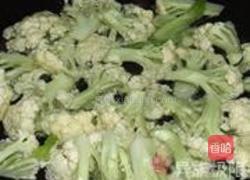 鳀脯鱼焖菜花的做法图解3