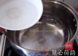 草莓焦糖蛋奶布丁的做法图解1