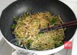 青椒肉丝炒面的做法图解11