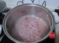 南瓜牛肉汤的做法图解1