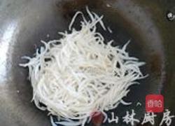 炒银鱼三丝的做法图解4