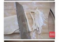 鸡蛋手擀面的做法图解3