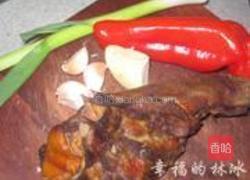 青蒜腊猪舌的做法图解1